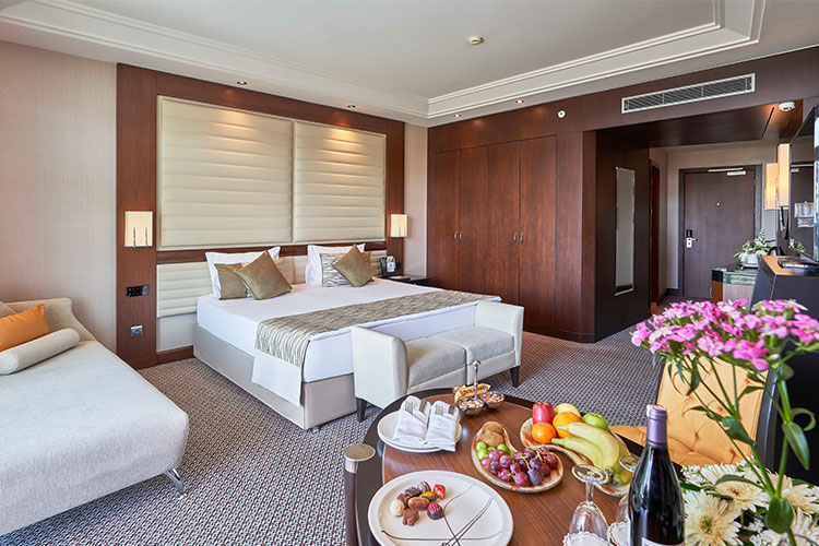 Superior Kısmi Deniz Manzaralı Oda